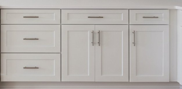 White Shaker base cabinets